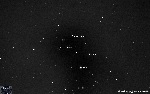 Im�genes del Cielo Profundo, desde el Observatorio Nova Persei II, Formosa, Argentina - Madrugada del 20 de Octubre de 2025. Se Observa el C�mulo Abierto las Pl�yades 45 y la Nebulosa M42 en Ori�n, en la misma imagen se indican las estrellas Variables que el Observatorio Nova Persei II est� trabajando desde hace 30 A�os.  Se obtuvieron con un telescopio Refractor APO de 360mm/60m con aplanador de campo 1X y cuerpo de c�mara DSLR. Las im�genes RAW fueron apiladas con DeepSkyStaker y procesadas con GIMP 3.0.4.